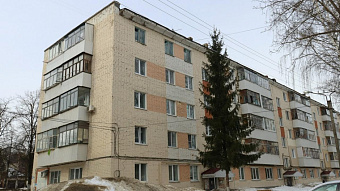 В дырявый дом на Ульянова в Саранске приехал министр ЖКХ