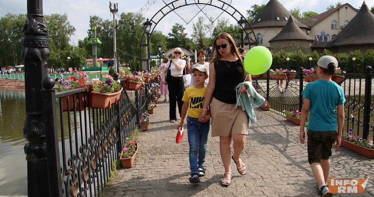 Майские праздники в 2026 году окажутся рекордно короткими 