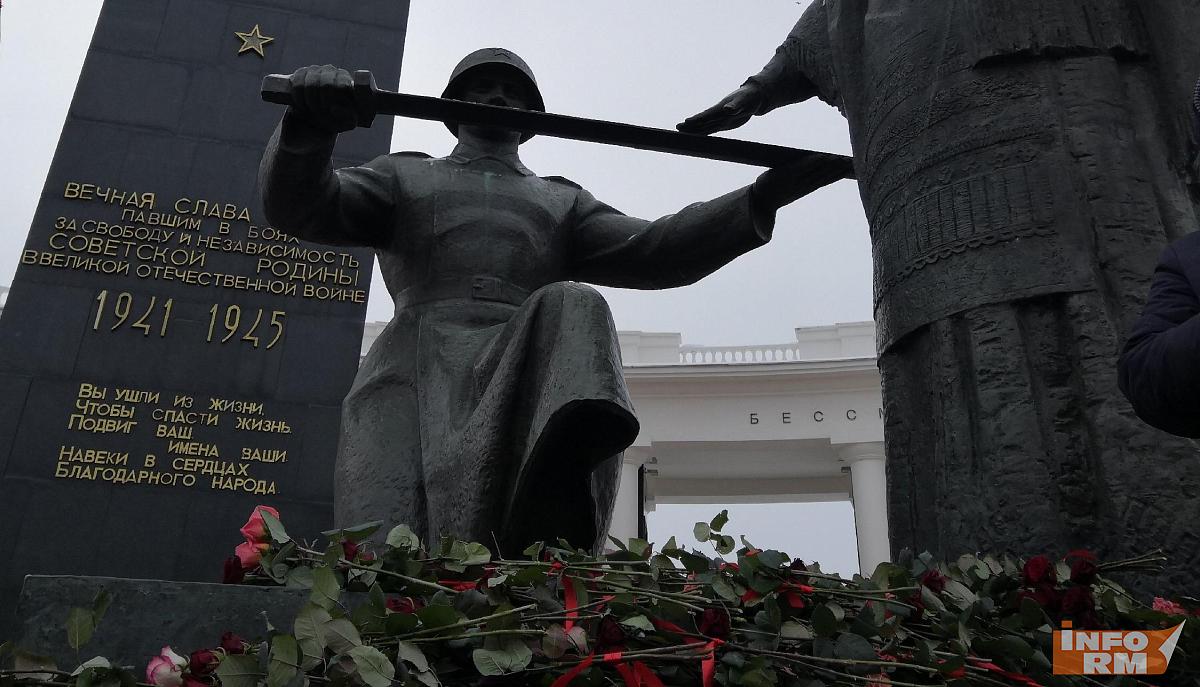 Владимир Путин подписал Указ о выплатах к 80-летию Победы Владимир Путин подписал Указ о выплатах к 80-летию Победы