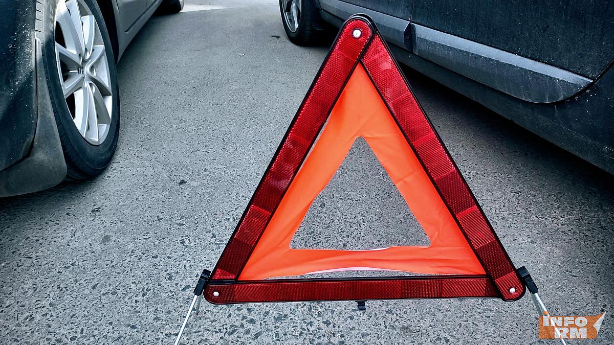 В Саранске пьяный на «Шевроле» догнал «Гранту» В Саранске пьяный на «Шевроле» догнал «Гранту»