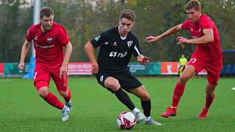 ФК «Шумбрат» уступил луганской «Заре»