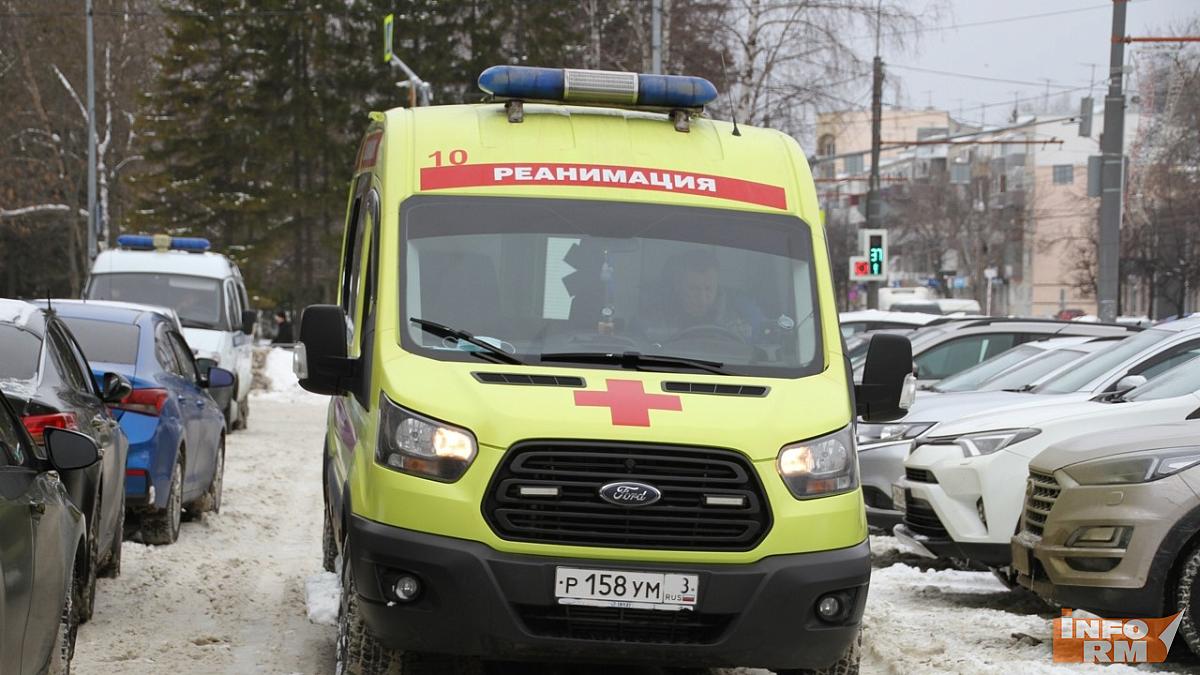 В Мордовии «Фольксваген» протаранил стоящий «Фиат»