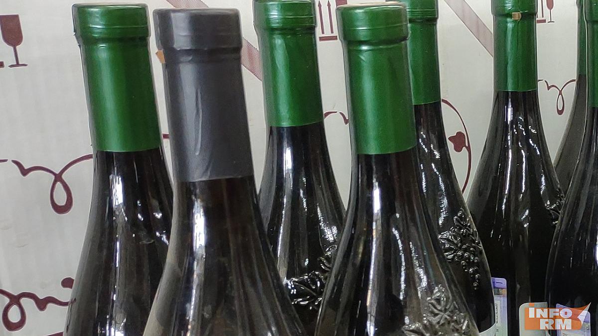 Россияне в 2025 году купили рекордно мало алкоголя 