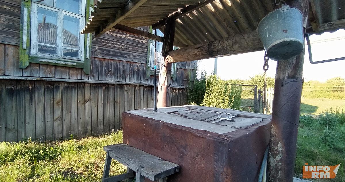 Жителей Мордовии попросили не пить воду из родников и нечищенных колодцев 