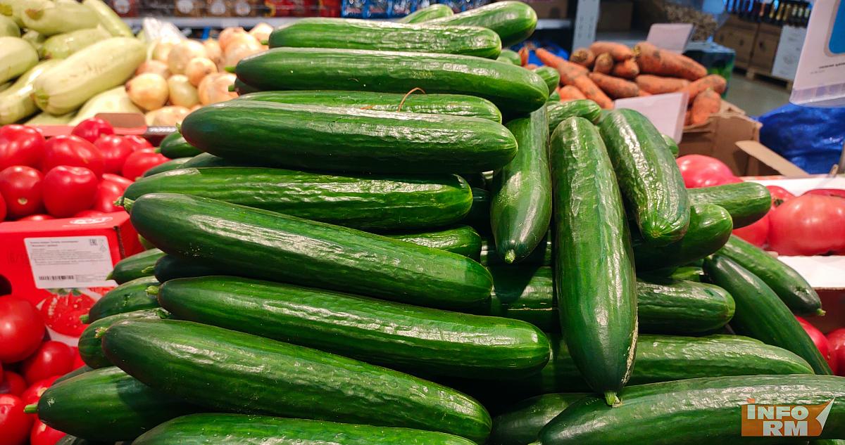 Заметнее всего в Мордовии подорожали огурцы и помидоры 