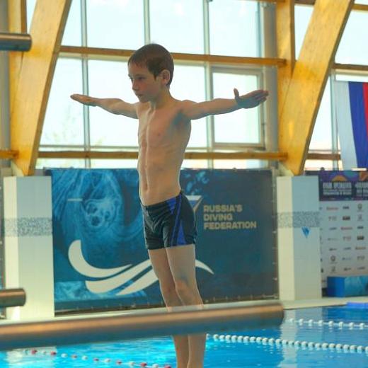 Воспитанники «Старта» боролись за медали в прыжках в воду 