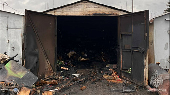 В Луховке из-за электропроводки сгорел гараж