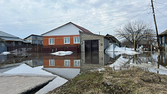 В Ичалках вода подобралась к жилым домам