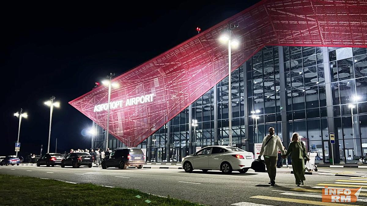 В аэропортах Поволжья проверили цены на еду, воду и лекарства 