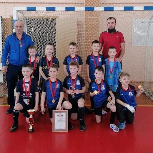 Юные футболисты Мордовии и Ульяновской области состязались в мини-футболе