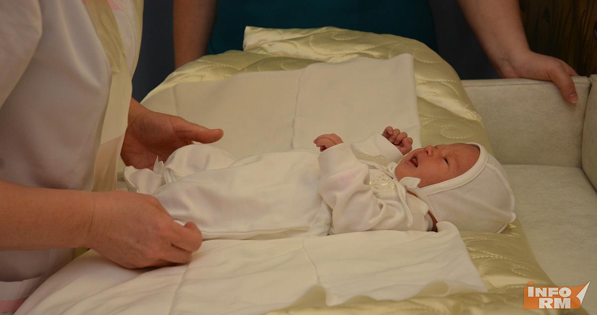 До 500 тысяч рублей: заводчанам в Мордовии начали платить за рождение детей 