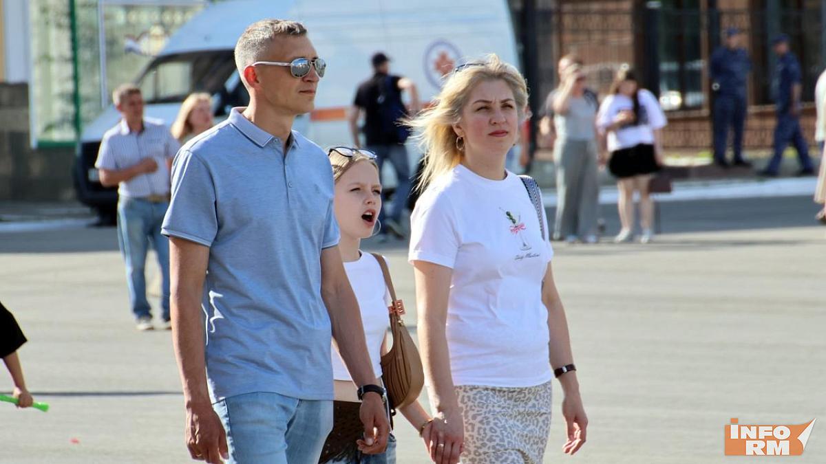 Парад, концерт и молебен - в Саранске отметят День семьи, любви и верности: 
