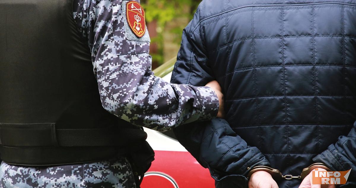 Посетители ночного клуба устроили в туалете побоище 