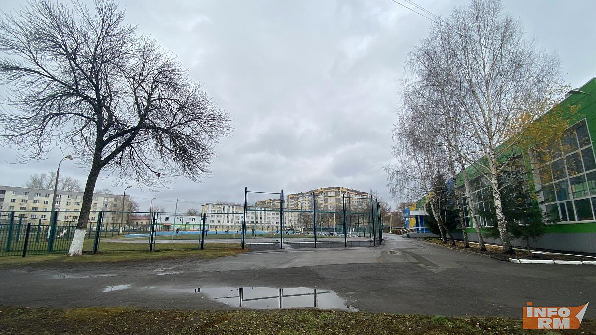 В Мордовии 16-летняя девушка вымогала деньги у школьницы