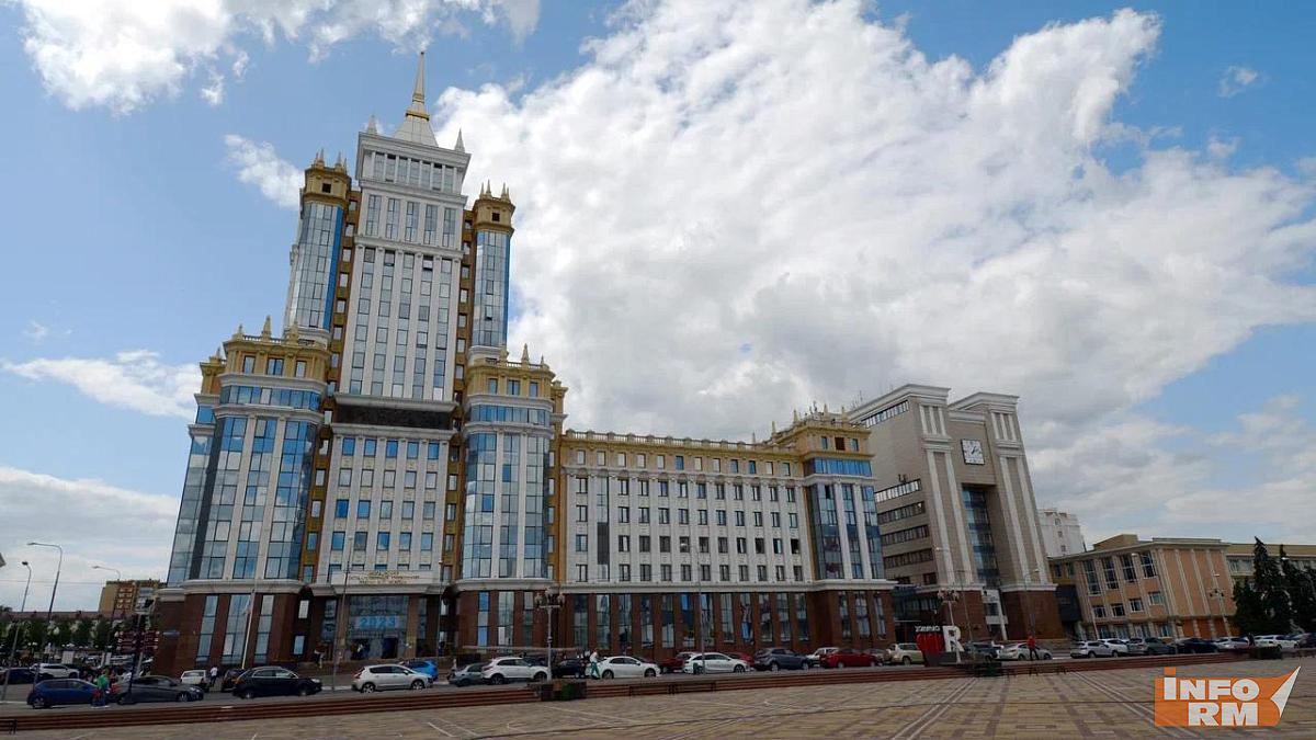 По всей стране приемная кампания в вузы стартует 20 июня 
