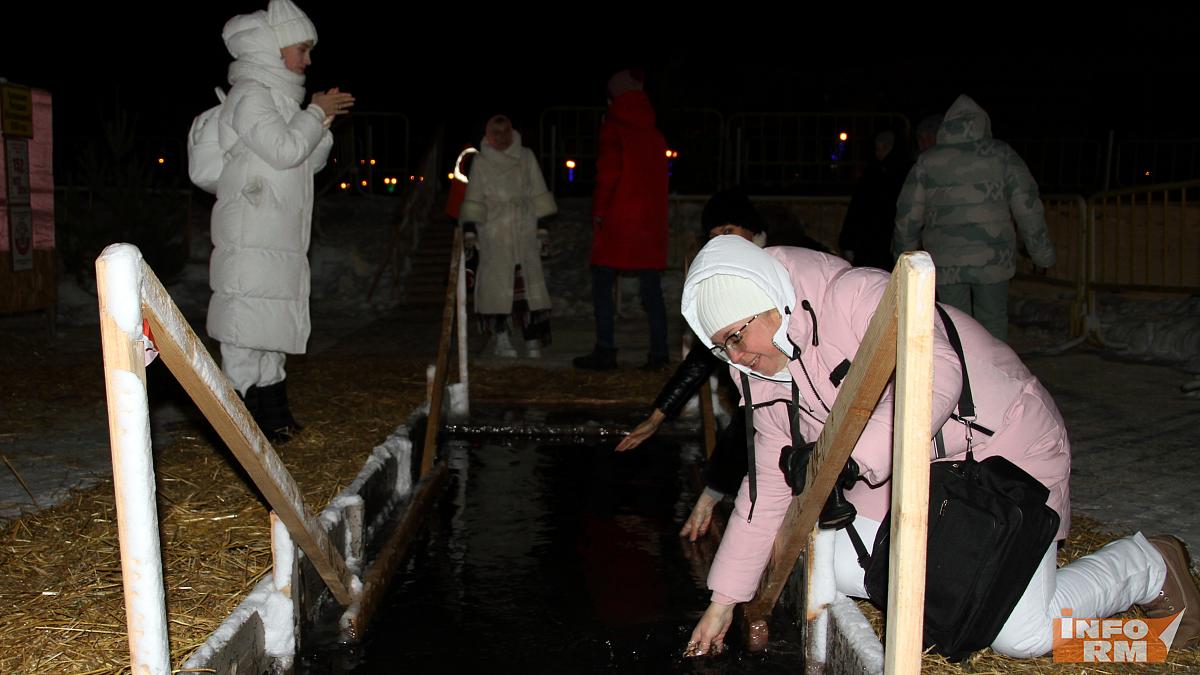 В Ромодановском районе готовят две купели к празднику Крещения