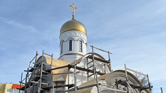 В Саранске на часовне во имя Всемилостивого Спаса утеплили стропильную систему
