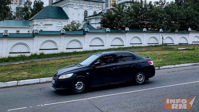 Автовладельцам Саранска дали советы по уменьшению износа шин