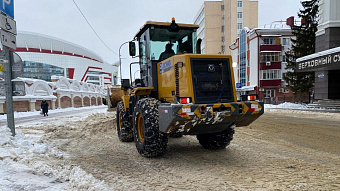 Метель в Саранске: коммунальщики работают круглосуточно