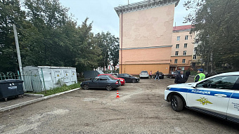 В Саранске во дворе дома сбили пенсионерку