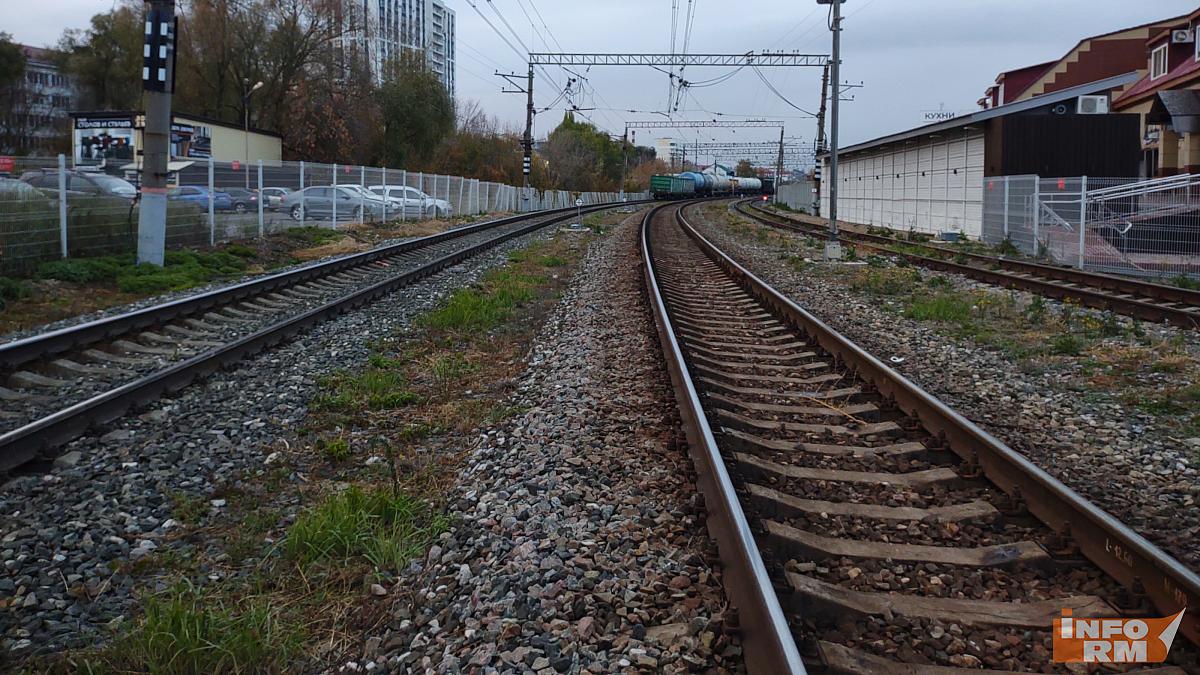 В Мордовии железнодорожника наказали за сухую траву около путей В Мордовии железнодорожника наказали за сухую траву около путей