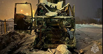 Утром в Мордовии загорелся грузовик пензенской транспортной компании 