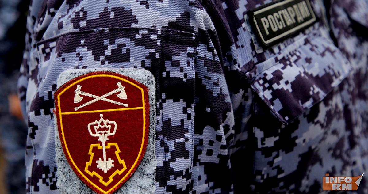 Мужчины в Саранске устроили погром в баре и побили терминал оплаты 