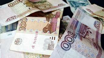 На зарплаты медикам и учителям выделили ещё 33 миллиарда рублей 