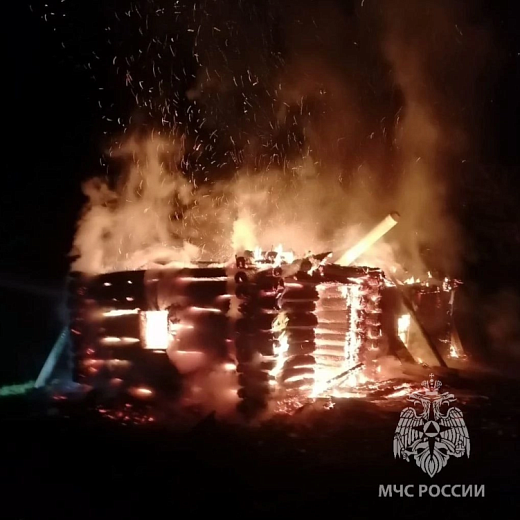 Огненные выходные: у жителей Мордовии горели бани и дома