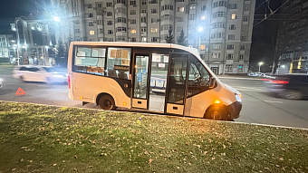 В Саранске женщина упала в маршрутке