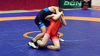 В Мордовии прошёл турнир по греко-римской борьбе