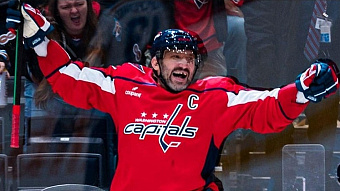 Хоккеист с мордовскими корнями Александр Овечкин забросил рекордную 900-ю шайбу в чемпионате НХЛ