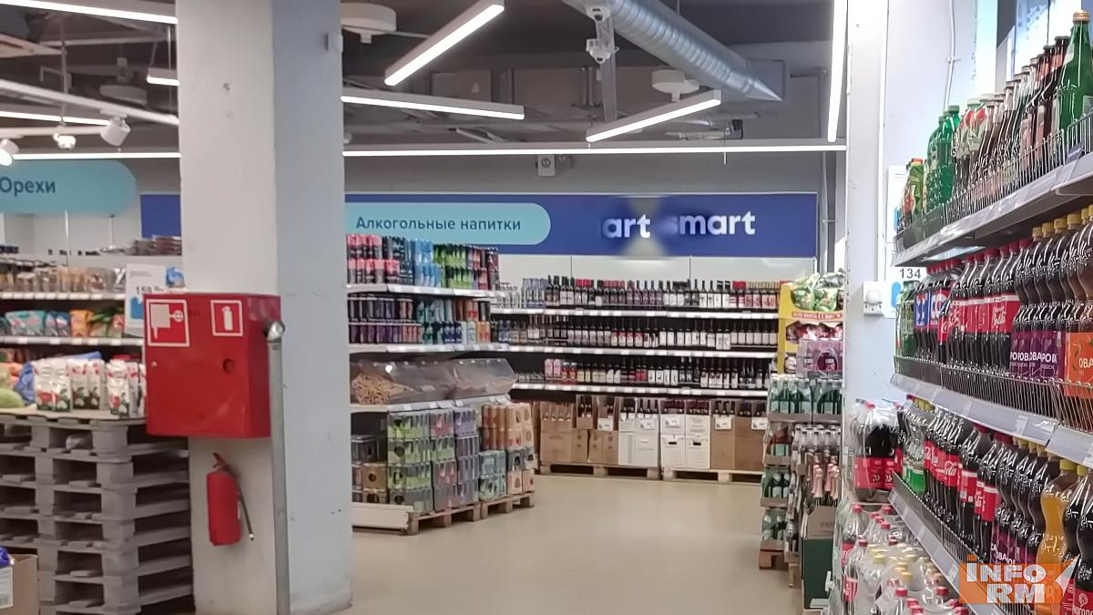 В Мордовии ищут магазинную воровку