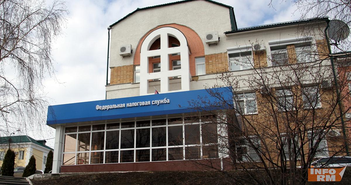 Налоговикам разрешили списывать деньги со счетов и вкладов должников 