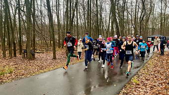 Марафонцы Мордовии бегали в Пролетарском лесу