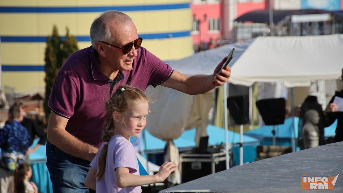 Россияне доверяют биометрии и платят улыбкой даже за крупные покупки