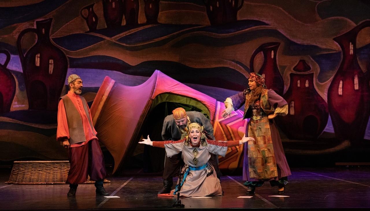 Фото: театр оперы и балета им. И.М. Яушева