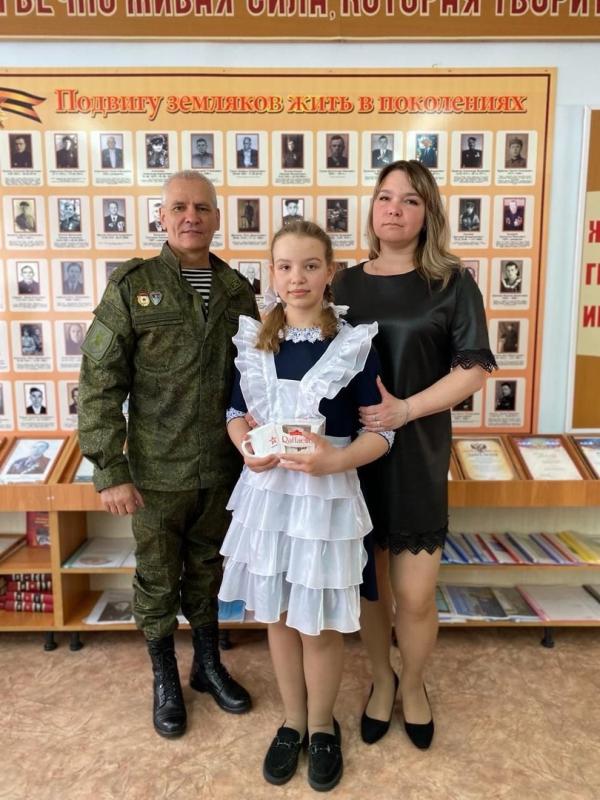 Ветеран СВО в Мордовии сделал подарок школьнице, написавшей ему письмо
